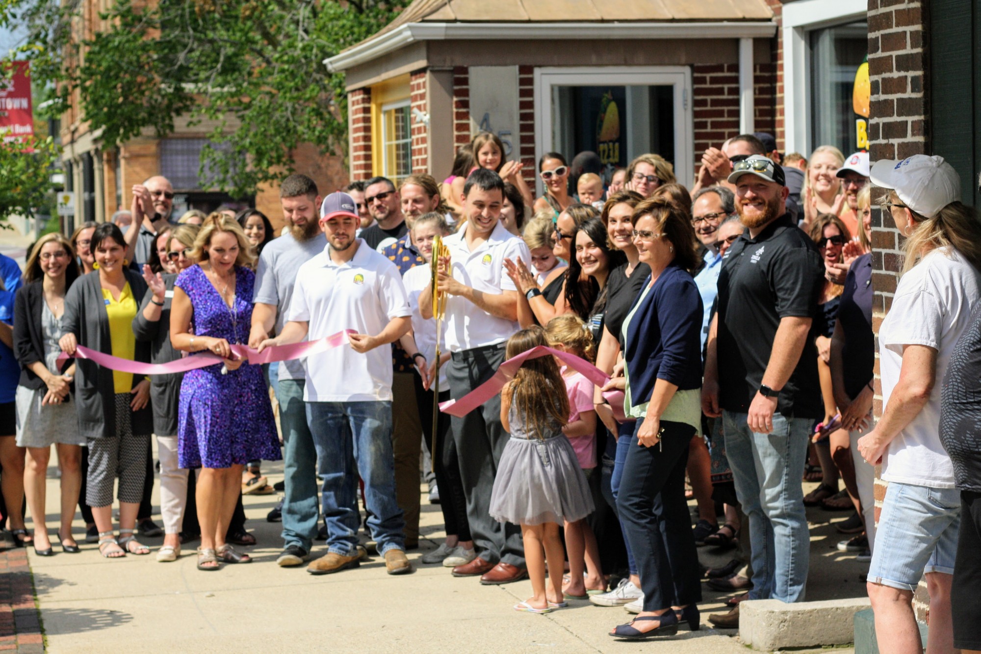 B.E.S.T. of Tiffin Celebrates Opening with Ribbon Cutting